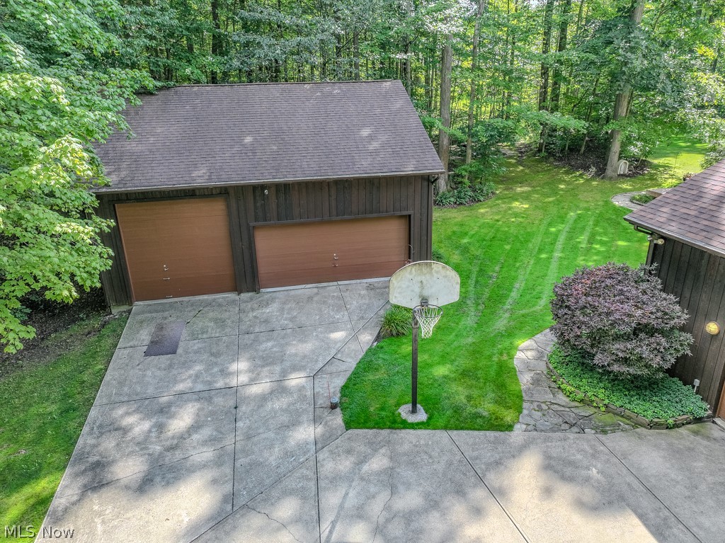 9731 Riverwood Lane Auburn OH 44023