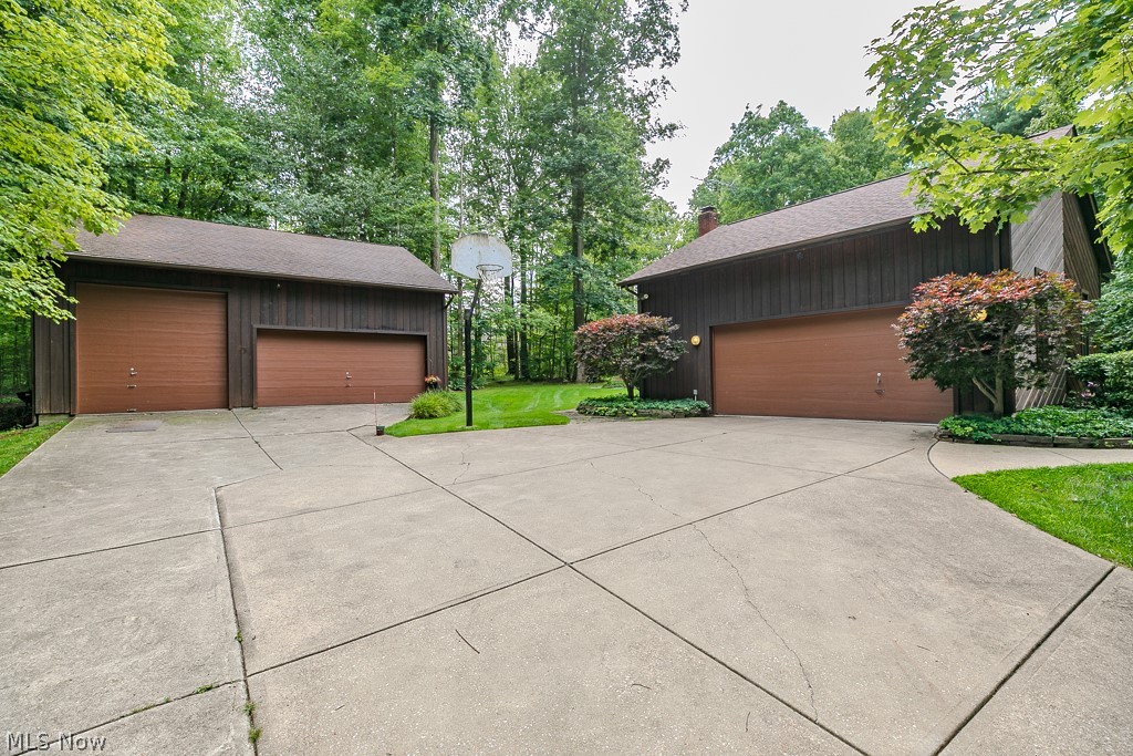 9731 Riverwood Lane Auburn OH 44023