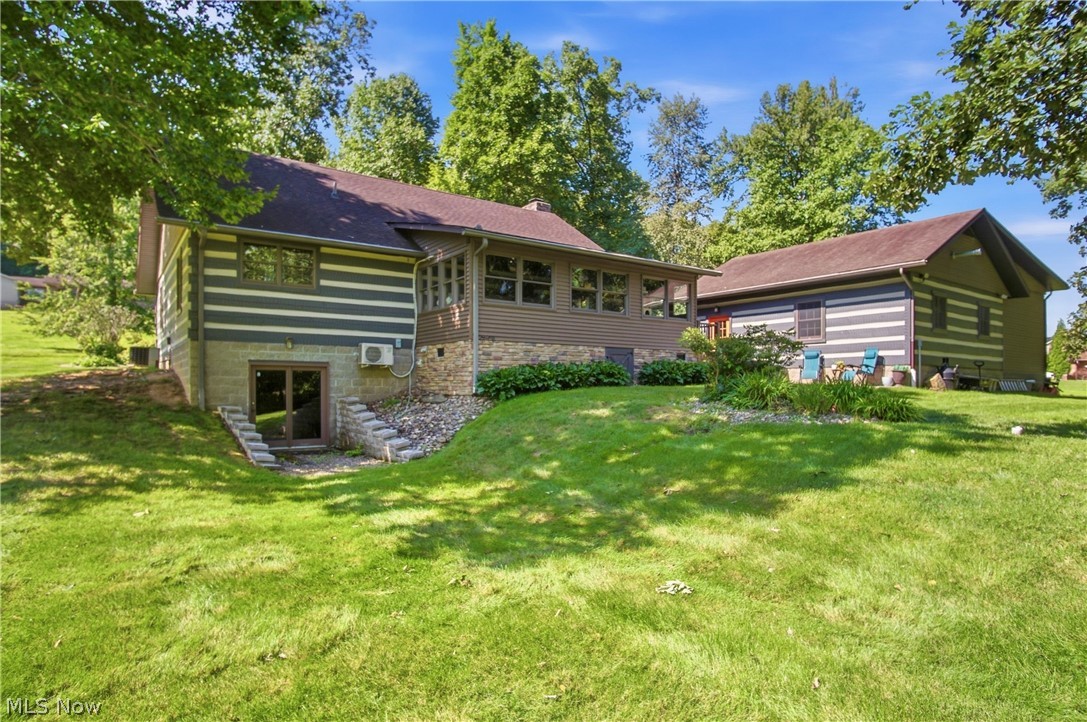 2630 Red Fox Duncan Falls OH 43734