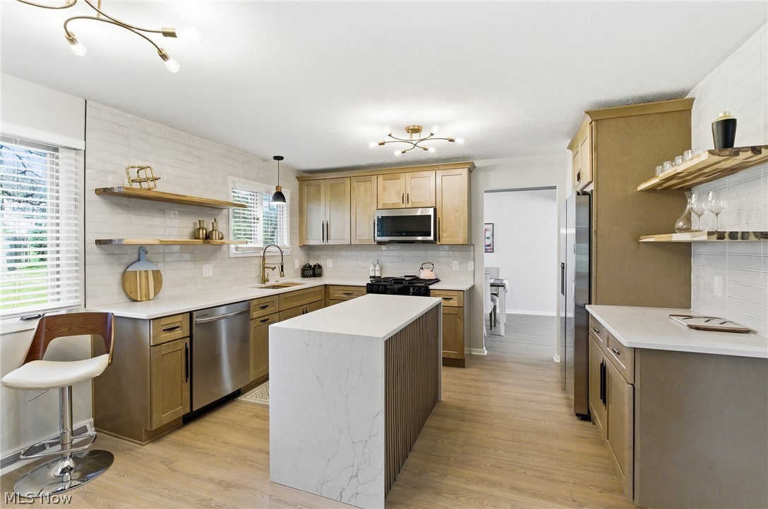 6344 Gale Drive Seven Hills OH 44131