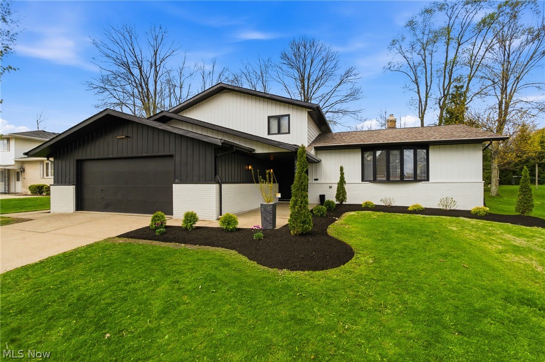 6344 Gale Drive Seven Hills OH 44131