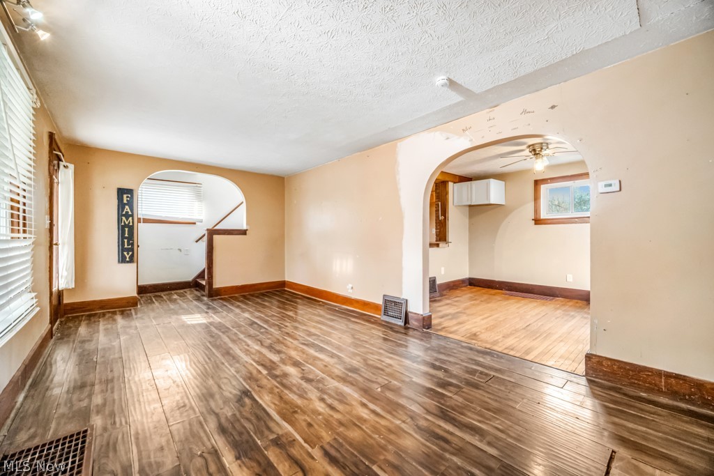 604 Walton Street Ravenna OH 44266