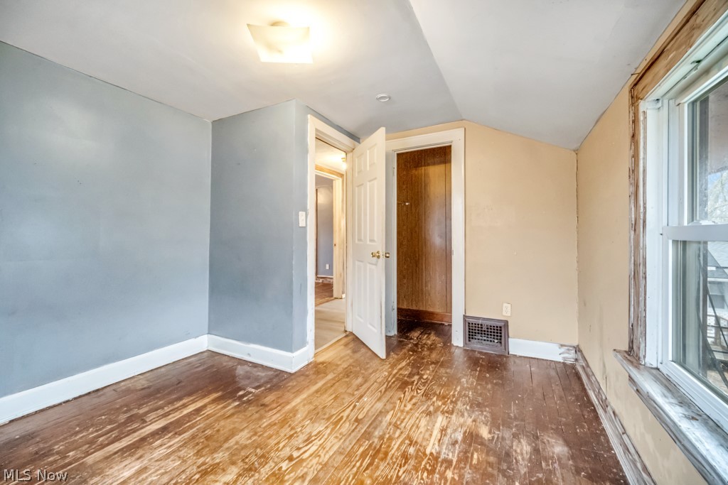 604 Walton Street Ravenna OH 44266