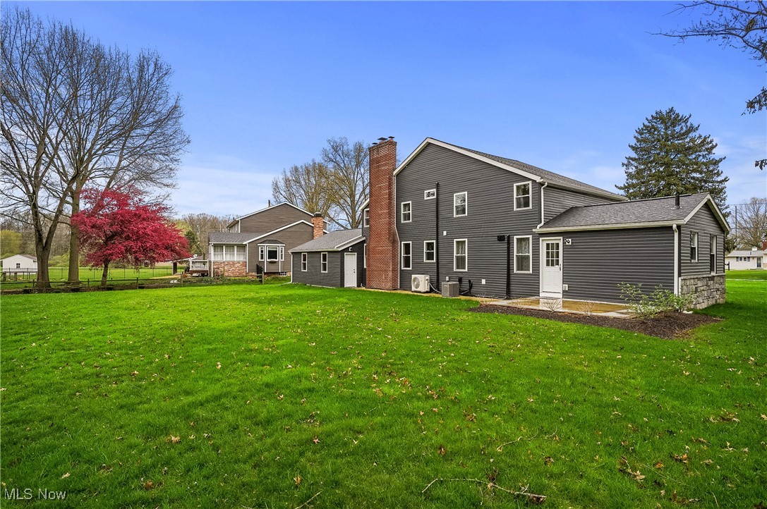 5433 Fleetwood Avenue NW Canton OH 44718