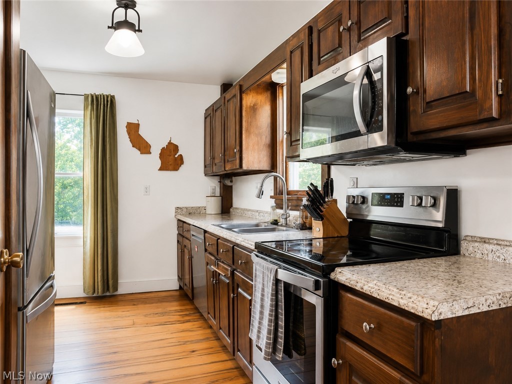 9942 Wooster Pike Road Seville OH 44273