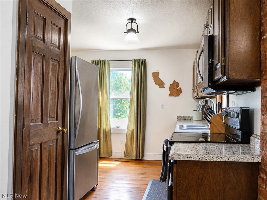 9942 Wooster Pike Road Seville OH 44273