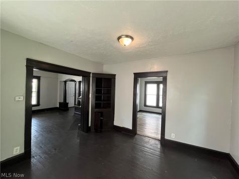 7428 Ottawa Road Cleveland OH 44105
