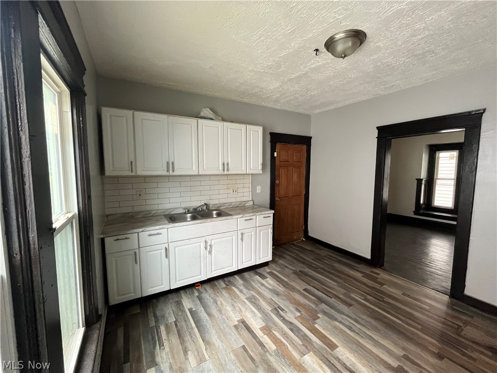 7428 Ottawa Road Cleveland OH 44105