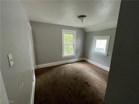 7428 Ottawa Road Cleveland OH 44105