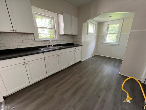 3227 W 114th Street Cleveland OH 44111