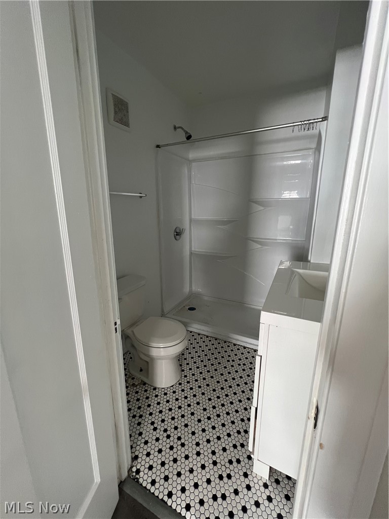 3227 W 114th Street Cleveland OH 44111
