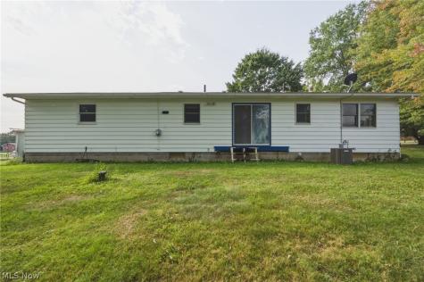3197 Greenbrier Drive Norton OH 44203