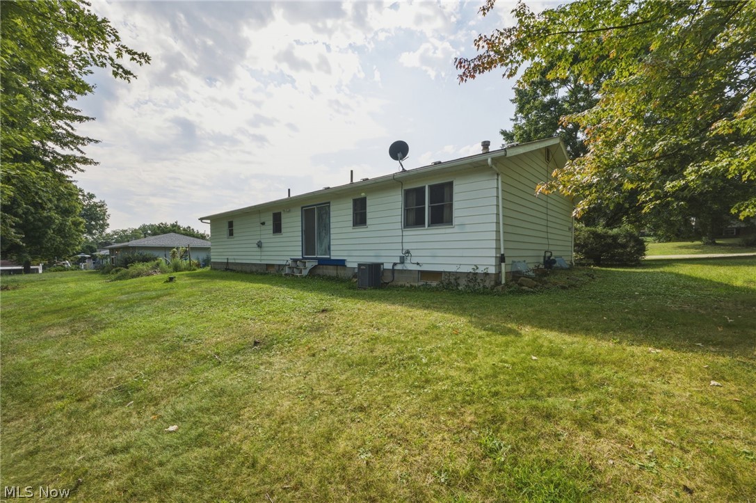 3197 Greenbrier Drive Norton OH 44203