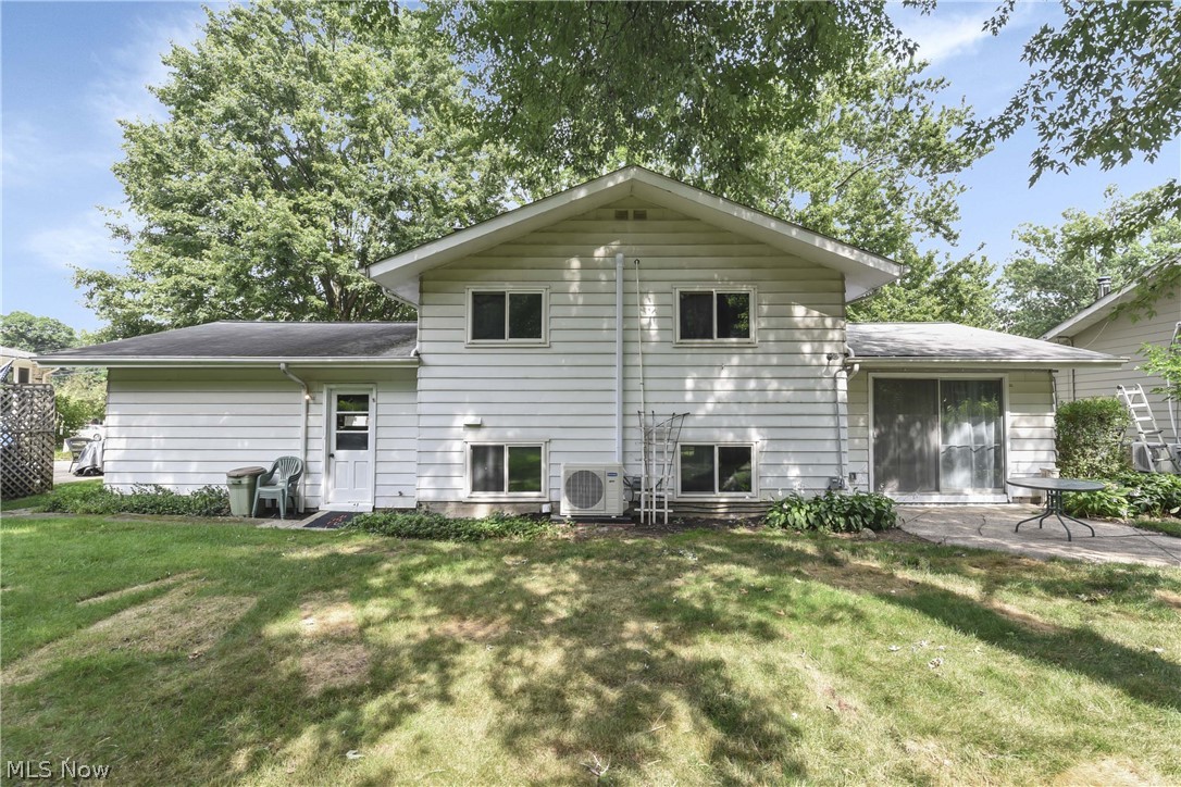 4958 Hampton Drive North Olmsted OH 44070