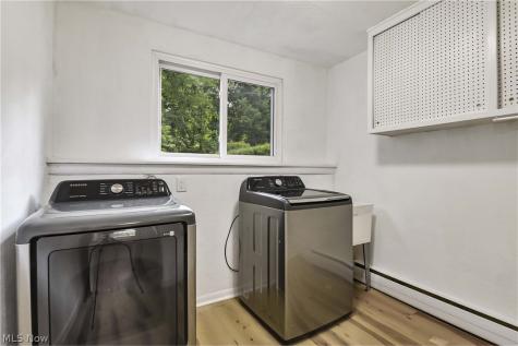 4958 Hampton Drive North Olmsted OH 44070
