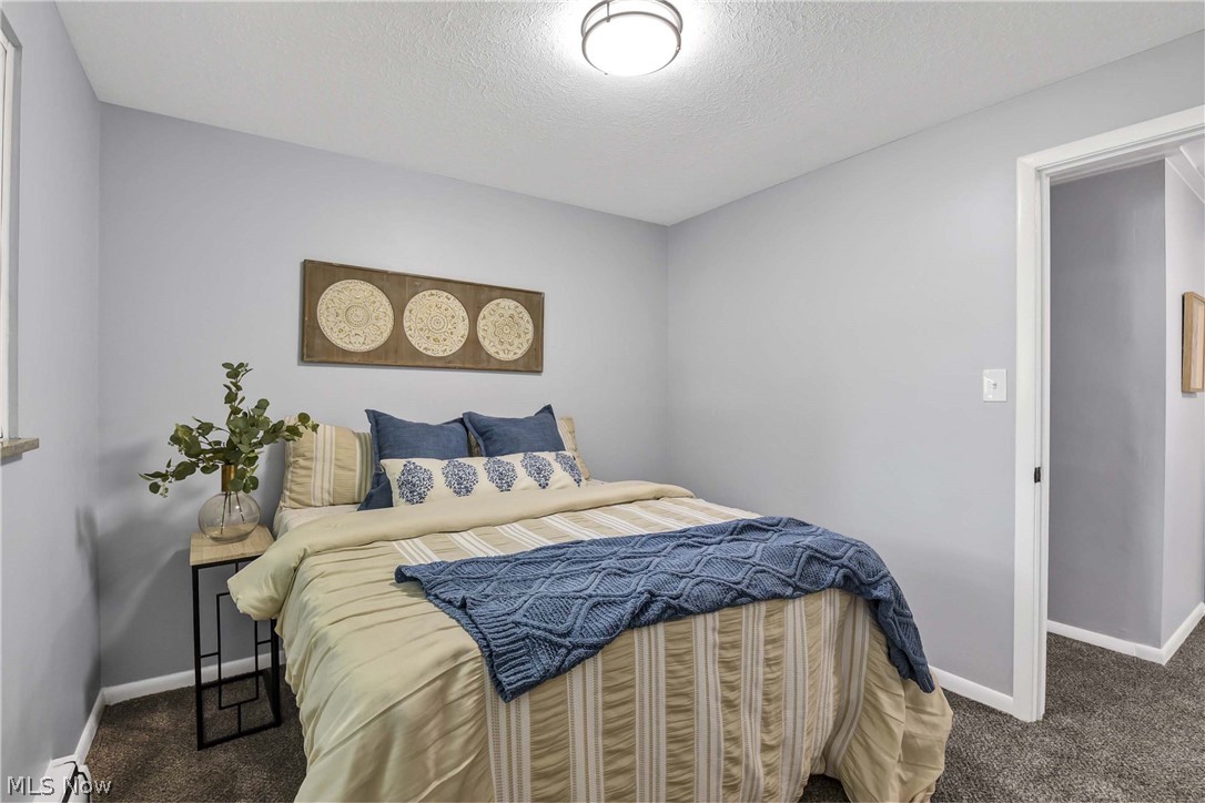 4958 Hampton Drive North Olmsted OH 44070
