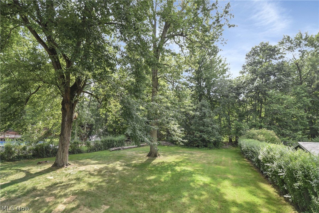 4958 Hampton Drive North Olmsted OH 44070