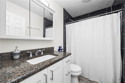 571 Hilliard Road Elyria OH 44035