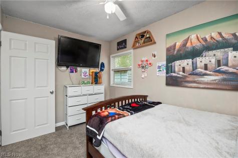 571 Hilliard Road Elyria OH 44035