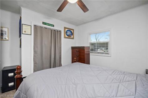 571 Hilliard Road Elyria OH 44035