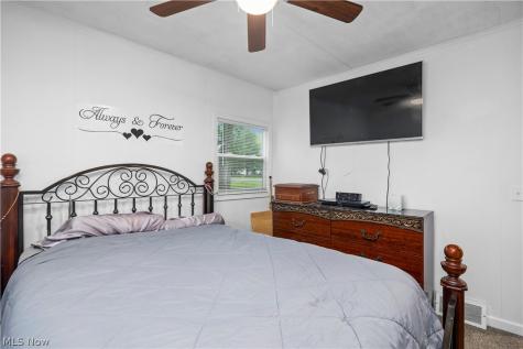 571 Hilliard Road Elyria OH 44035
