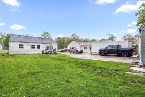 571 Hilliard Road Elyria OH 44035