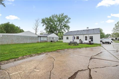 571 Hilliard Road Elyria OH 44035