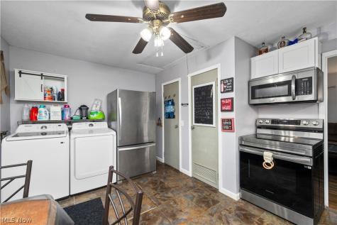 571 Hilliard Road Elyria OH 44035