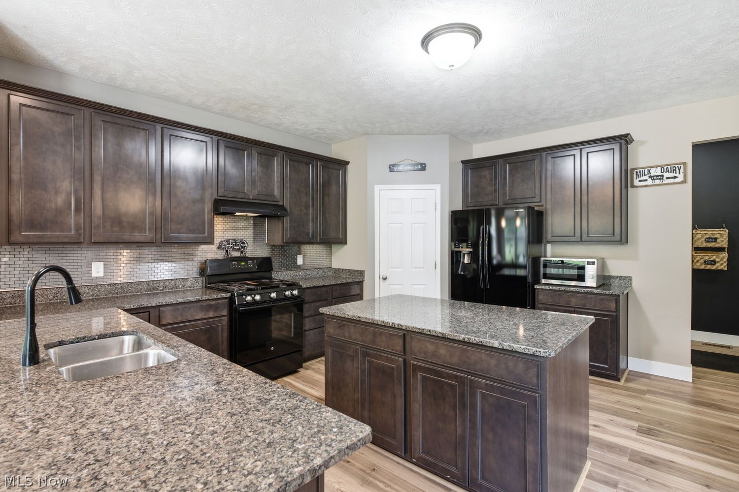 10367 Maryland Street Aurora OH 44202