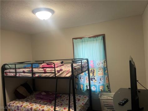 429 Gobel Avenue NE Canton OH 44704