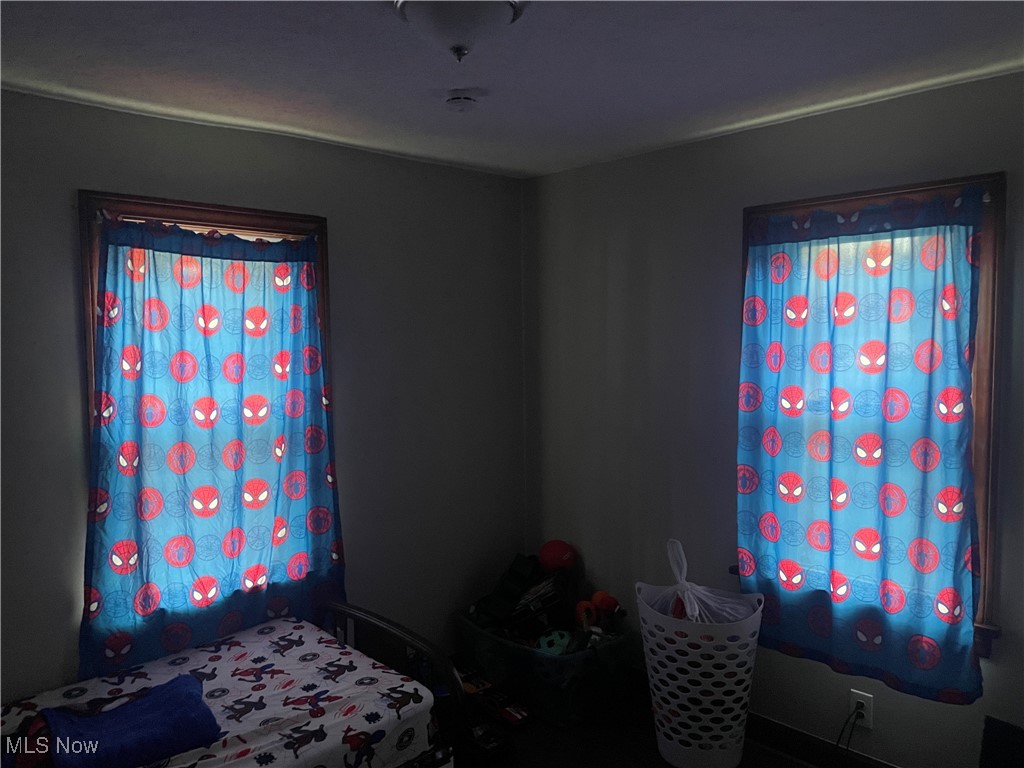 429 Gobel Avenue NE Canton OH 44704