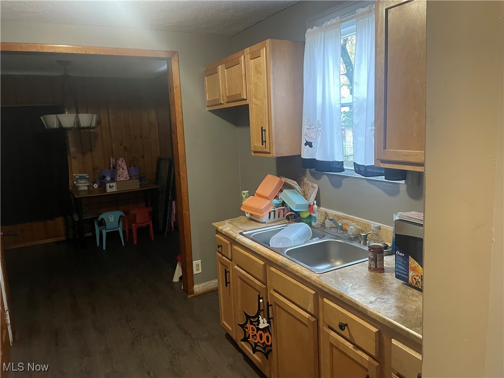 429 Gobel Avenue NE Canton OH 44704