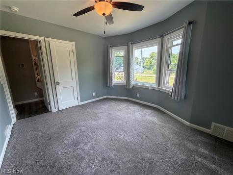 1463 Columbia Road Valley City OH 44280