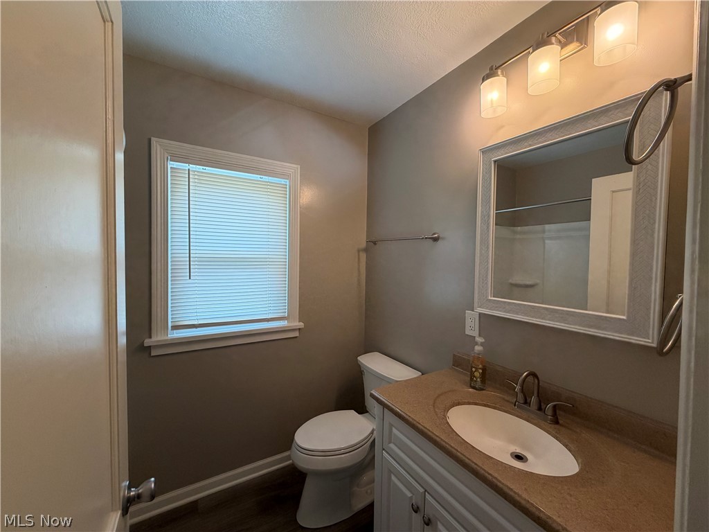 1463 Columbia Road Valley City OH 44280