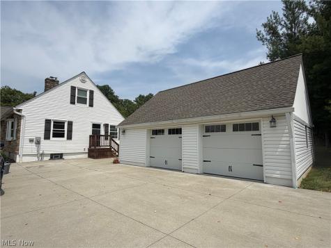 1463 Columbia Road Valley City OH 44280