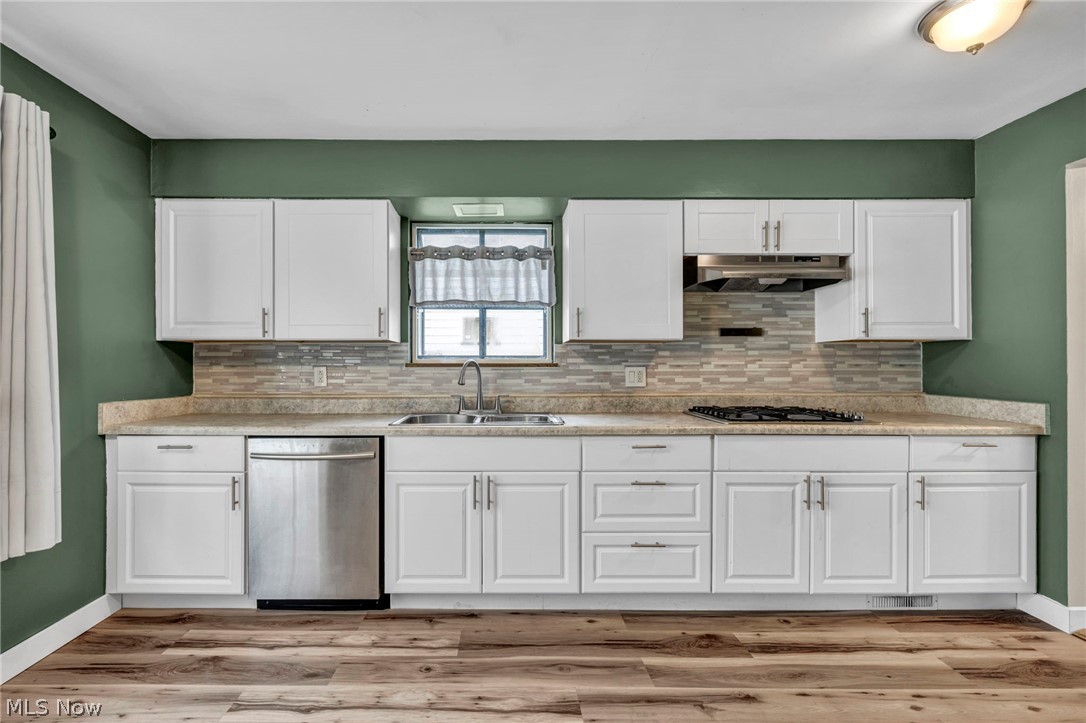 7647 Mccreary Road Seven Hills OH 44131