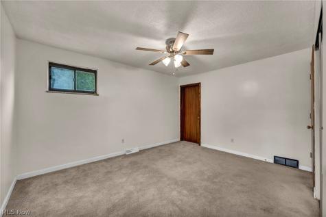 7647 Mccreary Road Seven Hills OH 44131
