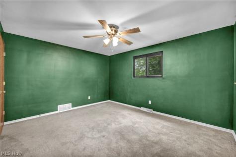 7647 Mccreary Road Seven Hills OH 44131