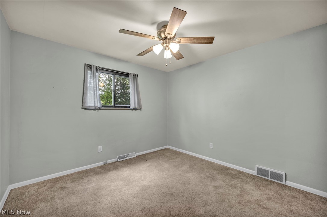 7647 Mccreary Road Seven Hills OH 44131