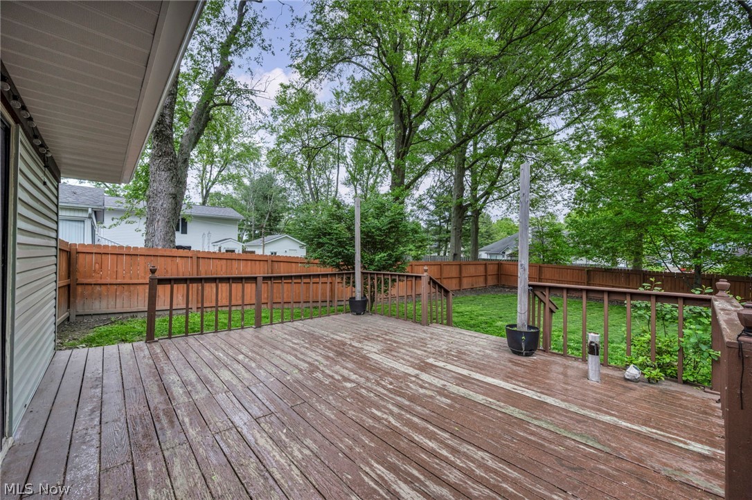 7647 Mccreary Road Seven Hills OH 44131
