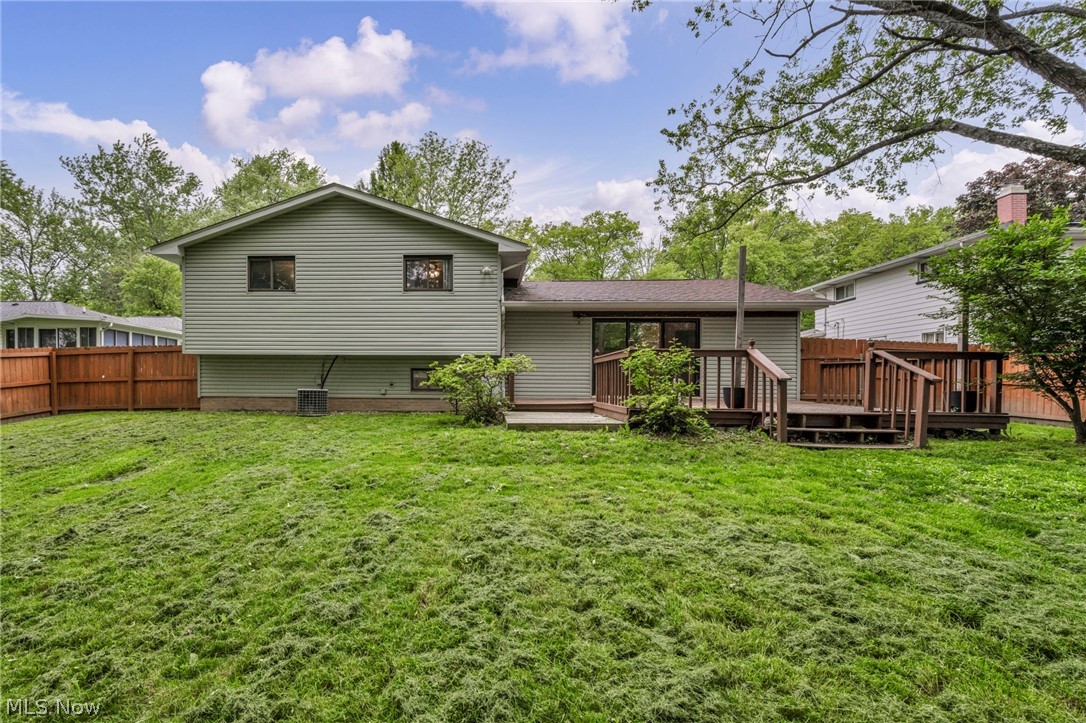 7647 Mccreary Road Seven Hills OH 44131