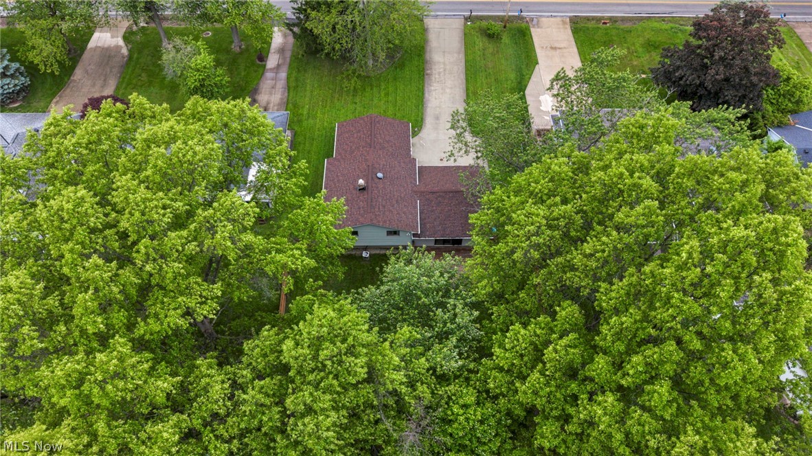 7647 Mccreary Road Seven Hills OH 44131