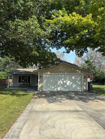 121 Bethesda Circle Elyria OH 44035