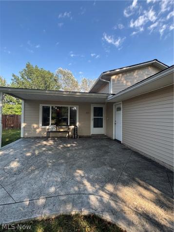 121 Bethesda Circle Elyria OH 44035