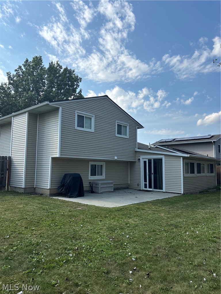 121 Bethesda Circle Elyria OH 44035