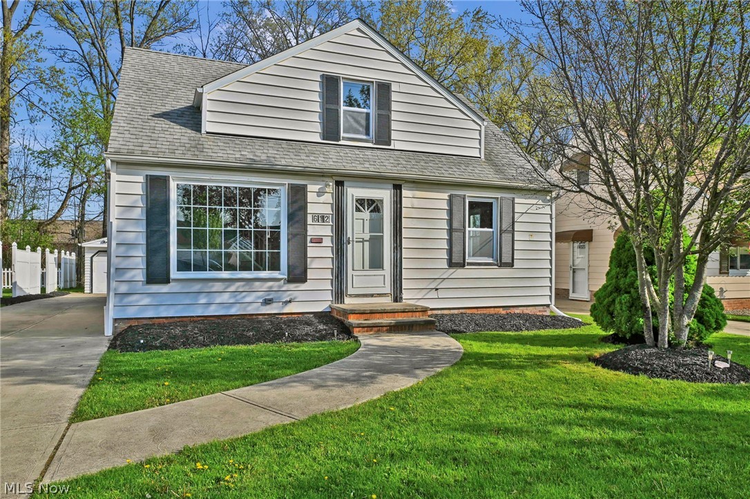 612 North Street Brooklyn Heights OH 44131