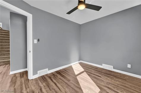 612 North Street Brooklyn Heights OH 44131