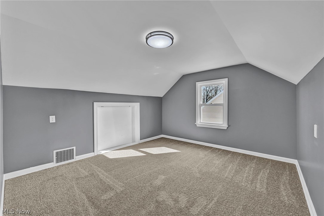 612 North Street Brooklyn Heights OH 44131