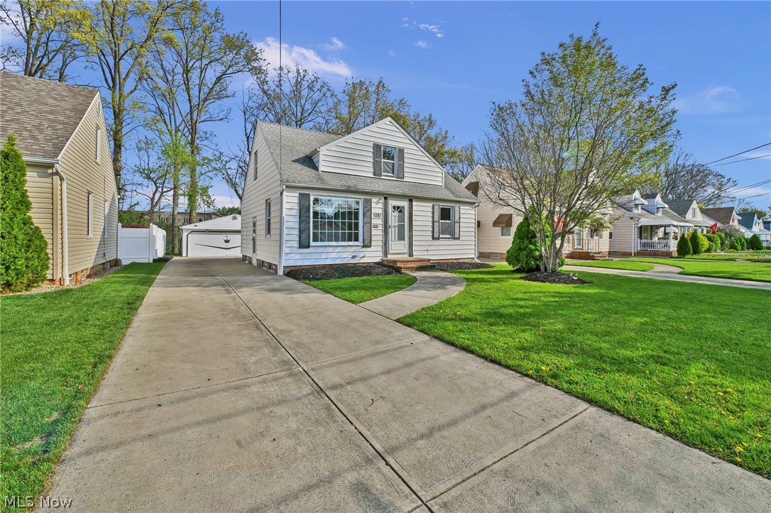 612 North Street Brooklyn Heights OH 44131