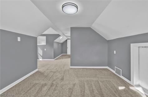 612 North Street Brooklyn Heights OH 44131